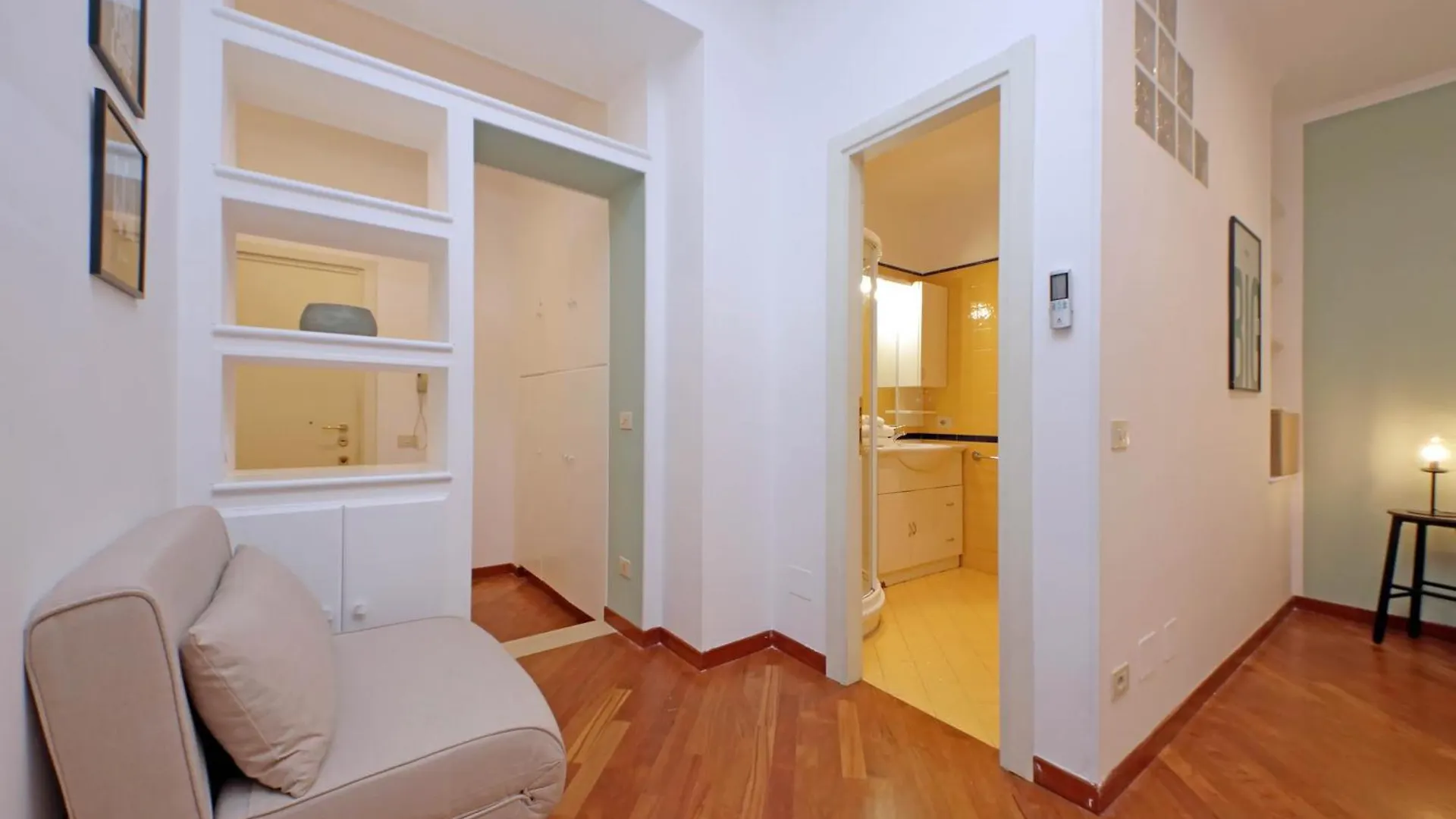 Vatican Suite With Cute Terrace Rome Apartment