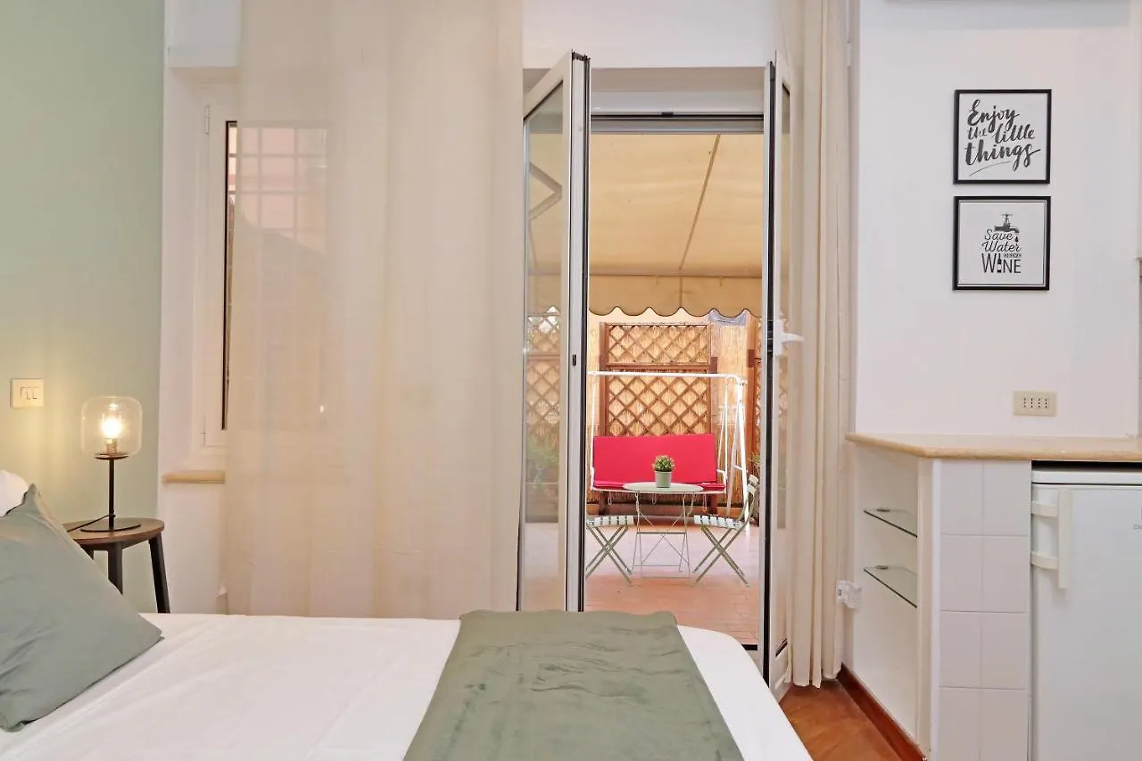 Vatican Suite With Cute Terrace Rome Apartment